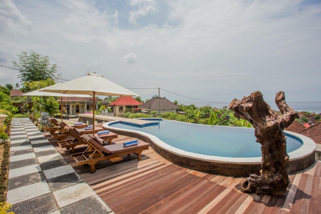 Wisma tamu Kabeh Jati Garden Villa&restaurant