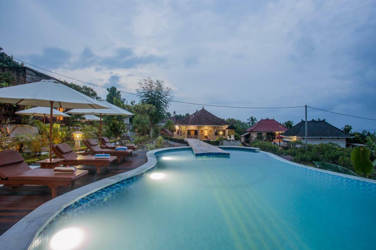 Wisma tamu Kabeh Jati Garden Villa&restaurant